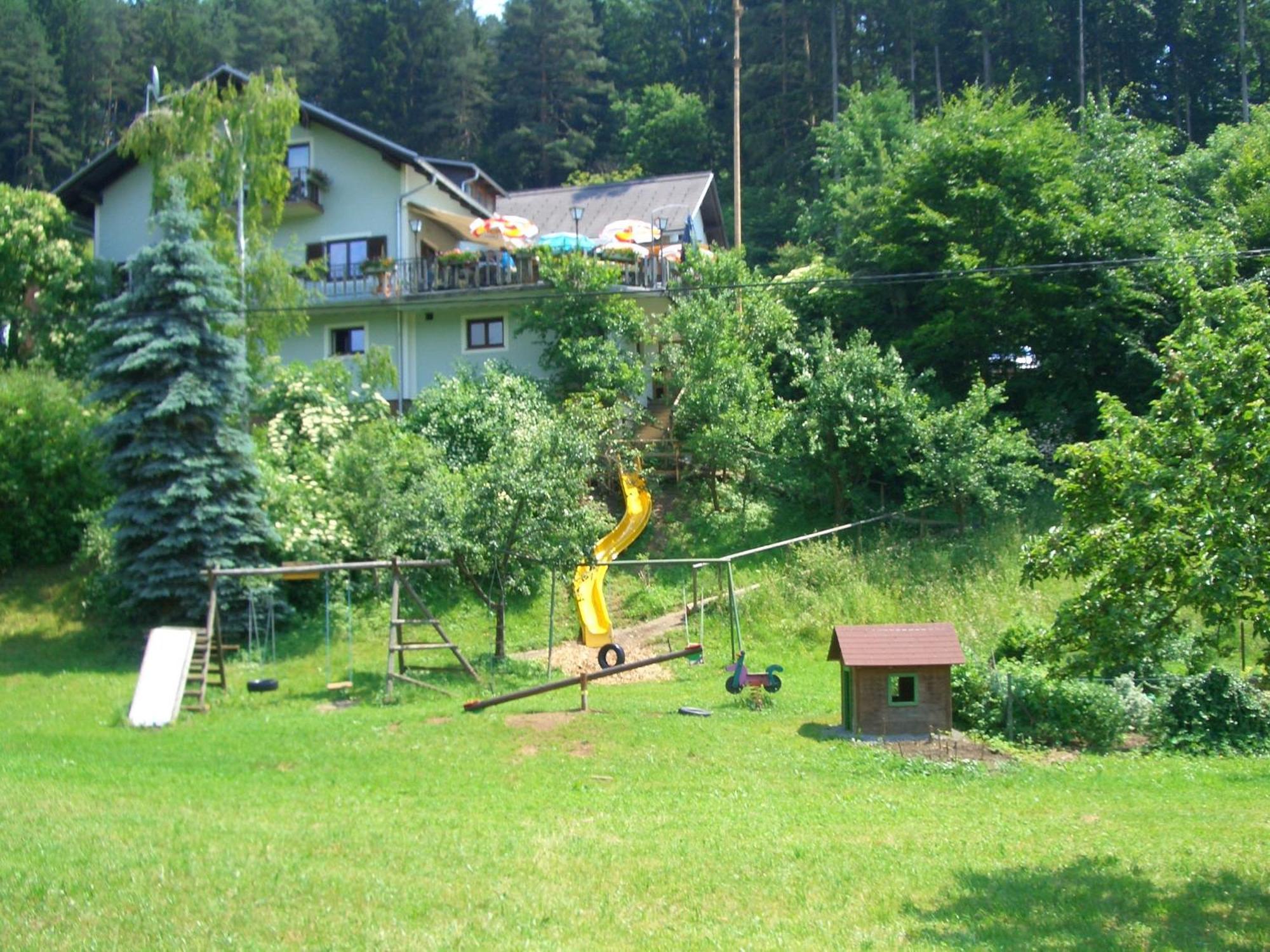 Gasthaus - Gaestehaus Schusterbauer Rein Exterior foto